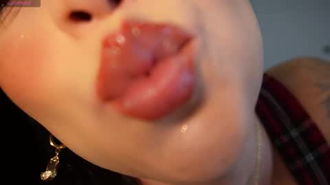 Snapshot of scarlett__baker11 chatting on 12/04/25, 09:56 juli online show from 12/04/25, 09:56