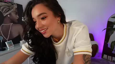 Snapshot of scarlett__baker11 chatting on 06/27/26, 06:46 juli online show from 06/27/26, 06:46