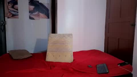 Snapshot of scarlett__cherry_ chatting on 05/30/26, 07:44 Scarlett online show from 05/30/26, 07:44