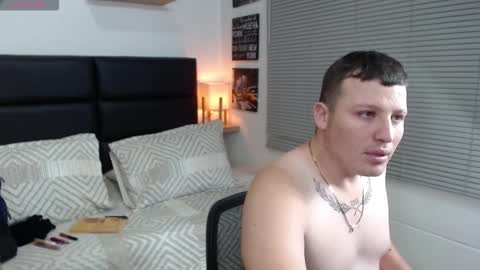 Snapshot of scarlett_and_justin chatting on 10/09/25, 03:26  scarleth and justin  online show from 10/09/25, 03:26