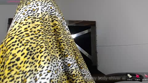 Snapshot of scarlett_buttock chatting on 12/30/24, 07:32 Scarlett online show from 12/30/24, 07:32