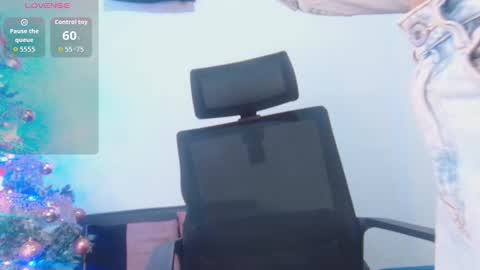 scarlet online show from 11/20/25, 09:58