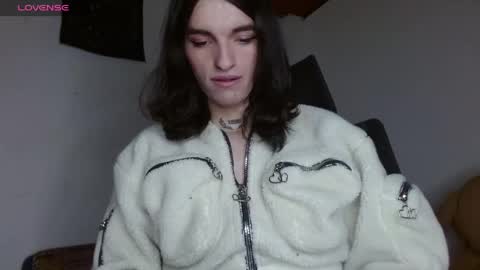 scarlet online show from 04/27/26, 07:56
