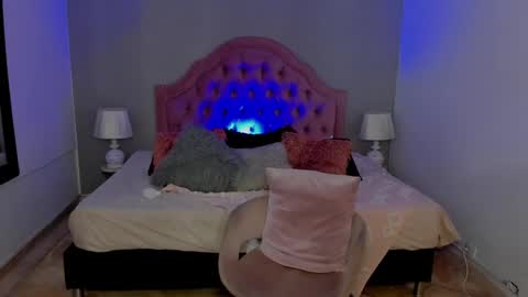 Scarlett  online show from 02/18/25, 02:49