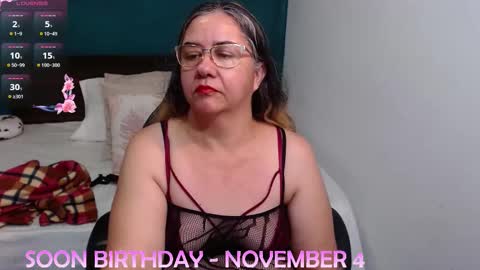 Scarlett  online show from 11/01/25, 12:12