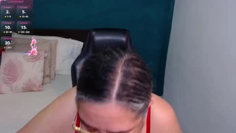 Snapshot of scarlett_duboi1 chatting on 01/17/26, 12:04 Scarlett online show from 01/17/26, 12:04