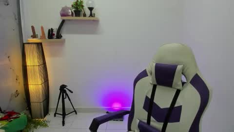 scarlett_enjoy1 online show from 11/02/25, 01:35