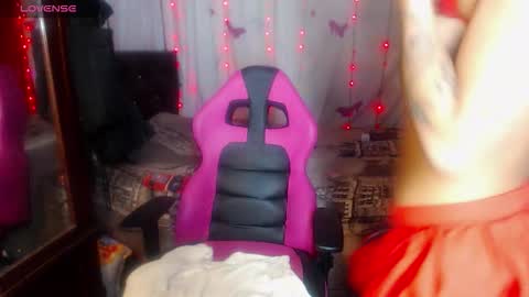 Snapshot of scarlett_fox_ch chatting on 02/14/26, 03:36 Scarlett online show from 02/14/26, 03:36