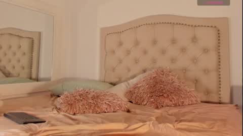 Scarlett Grand online show from 02/09/25, 06:43