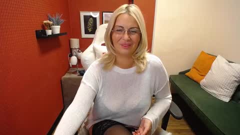 Scarlett online show from 01/06/25, 09:19