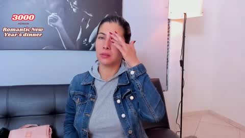 Scarlett online show from 12/29/24, 01:49