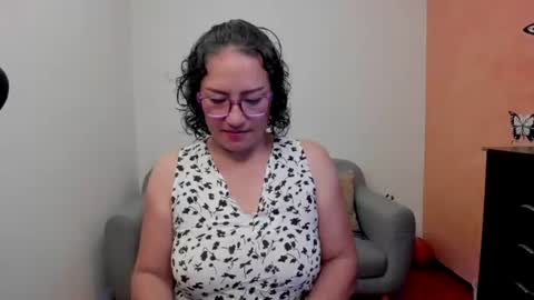 Scarlett sax online show from 06/19/26, 11:52