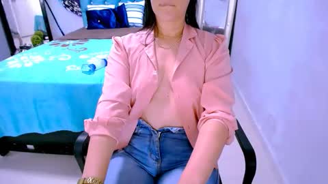 Snapshot of scarlett_sex2 chatting on 01/31/26, 07:11 scarlet online show from 01/31/26, 07:11