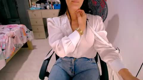 Snapshot of scarlett_sex2 chatting on 06/29/26, 04:41 scarlet online show from 06/29/26, 04:41