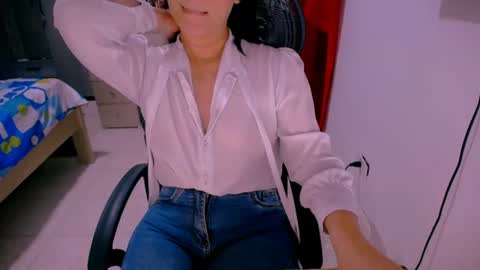Snapshot of scarlett_sex2 chatting on 07/13/26, 12:35 scarlet online show from 07/13/26, 12:35