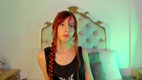 Snapshot of scarlett_smith_3 chatting on 04/22/26, 02:25 scarlett smith 3 online show from 04/22/26, 02:25