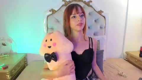 Snapshot of scarlett_smith_3 chatting on 06/16/26, 01:30 scarlett smith 3 online show from 06/16/26, 01:30