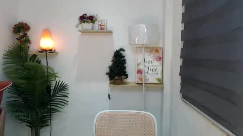 Snapshot of scarlett_sofia69 chatting on 02/21/26, 06:25 online show from 02/21/26, 06:25