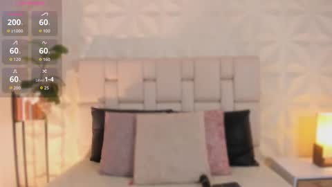     online show from 10/31/25, 12:06