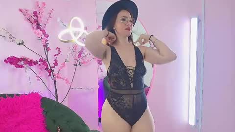 SCARLETTE online show from 02/10/25, 06:42