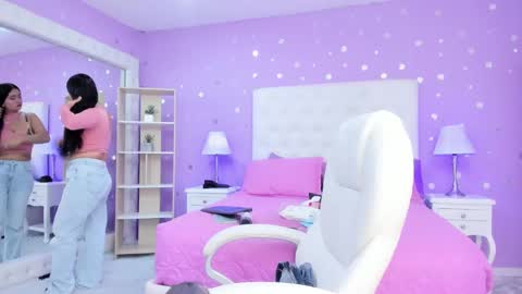 Scarlette  online show from 10/25/25, 03:47