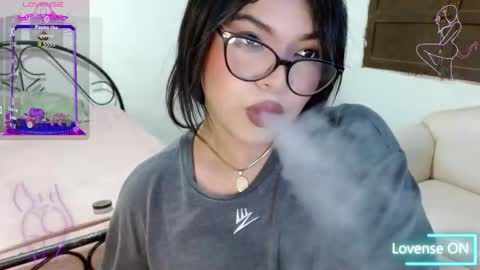 Snapshot of scarlette_mason_1 chatting on 10/18/25, 08:31 KARLA online show from 10/18/25, 08:31