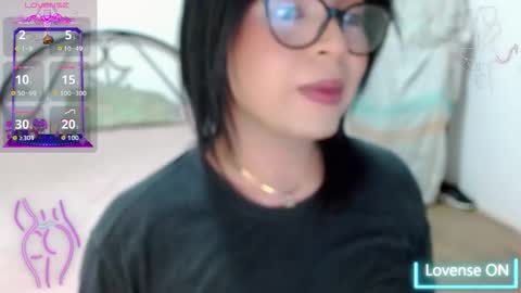 Snapshot of scarlette_mason_1 chatting on 12/04/25, 07:22 KARLA online show from 12/04/25, 07:22