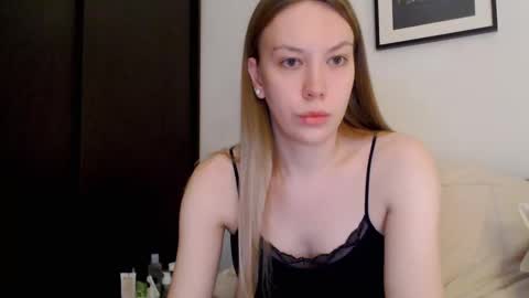 Scarlett online show from 11/27/25, 01:35