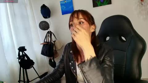 Scarlett online show from 04/21/26, 08:44