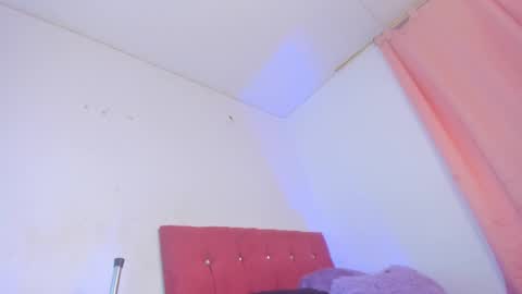 chloe online show from 03/09/25, 07:01