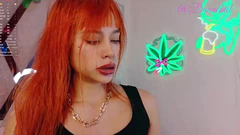 Scarlett  online show from 10/18/25, 09:04