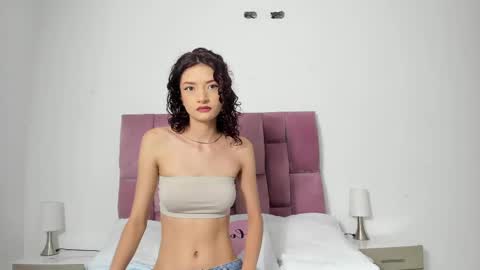 scarlettt_moon online show from 01/05/25, 12:21