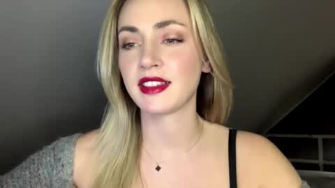 Snapshot of scarlettxblonde chatting on 05/07/26, 03:39 ScarlettxBlonde online show from 05/07/26, 03:39