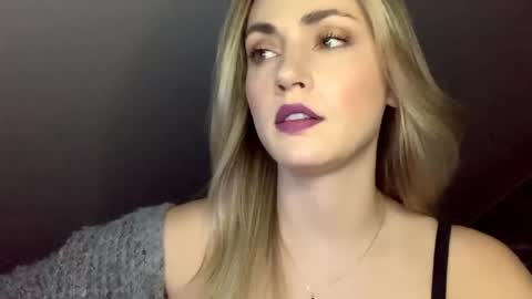 Snapshot of scarlettxblonde chatting on 05/08/26, 03:28 ScarlettxBlonde online show from 05/08/26, 03:28