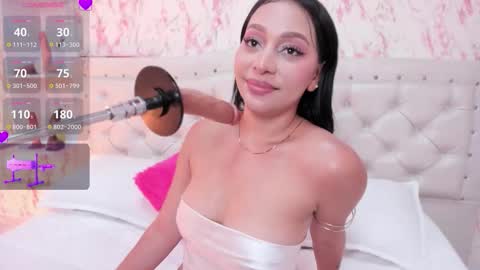 Snapshot of scarletxoxo_ chatting on 03/16/26, 05:44 Scarlet online show from 03/16/26, 05:44