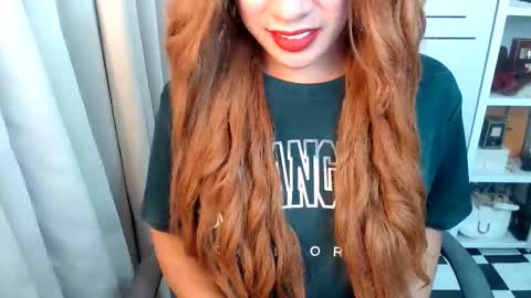 Queen Scarlet online show from 03/19/26, 10:14