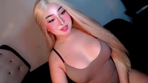 Snapshot of scarllet_thompson08 chatting on 03/26/26, 09:53 scarllet_thompson08 online show from 03/26/26, 09:53