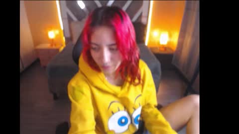 Snapshot of scarllett_bdsm chatting on 12/03/24, 10:50 Scarllett online show from 12/03/24, 10:50