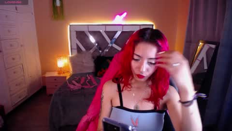 Snapshot of scarllett_bdsm chatting on 12/11/24, 03:56 Scarllett online show from 12/11/24, 03:56