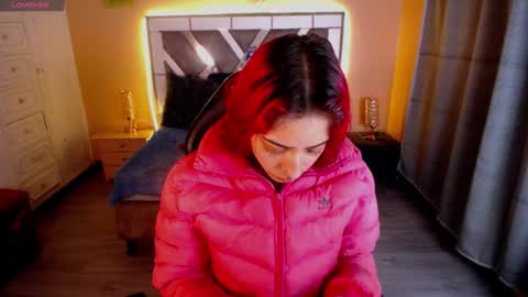 Snapshot of scarllett_bdsm chatting on 12/20/24, 04:09 Scarllett online show from 12/20/24, 04:09