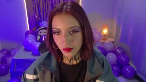 Snapshot of scarllett_bdsm chatting on 11/05/25, 06:13 Scarllett online show from 11/05/25, 06:13