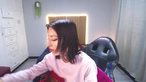 Scarllett online show from 12/05/25, 06:11