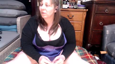 Scarlotta online show from 02/22/25, 10:20