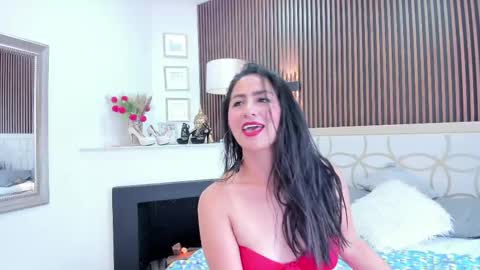 Scarlet  online show from 04/17/26, 07:39