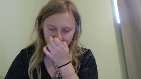 ScarTit Bernhard online show from 09/19/25, 09:04