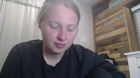 Snapshot of scartit chatting on 03/31/26, 02:35 ScarTit Bernhard online show from 03/31/26, 02:35