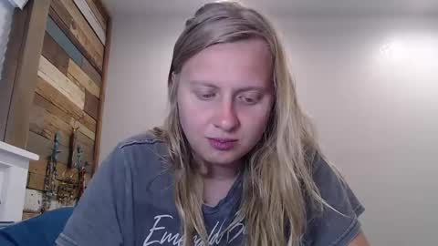 Snapshot of scartit chatting on 04/15/26, 11:38 ScarTit Bernhard online show from 04/15/26, 11:38