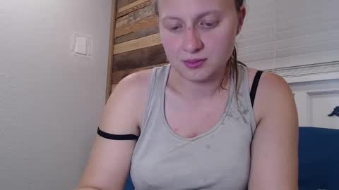 Snapshot of scartit chatting on 04/26/26, 02:53 ScarTit Bernhard online show from 04/26/26, 02:53