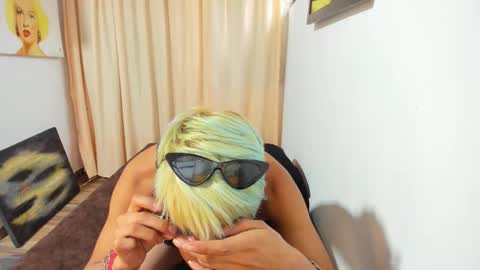 scenebrandy online show from 02/01/26, 10:19