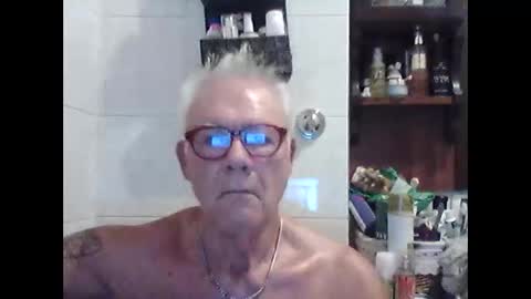 Snapshot of schizzodoro chatting on 09/16/25, 02:56 schizzodoro online show from 09/16/25, 02:56